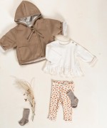 Leggings with a stain print
