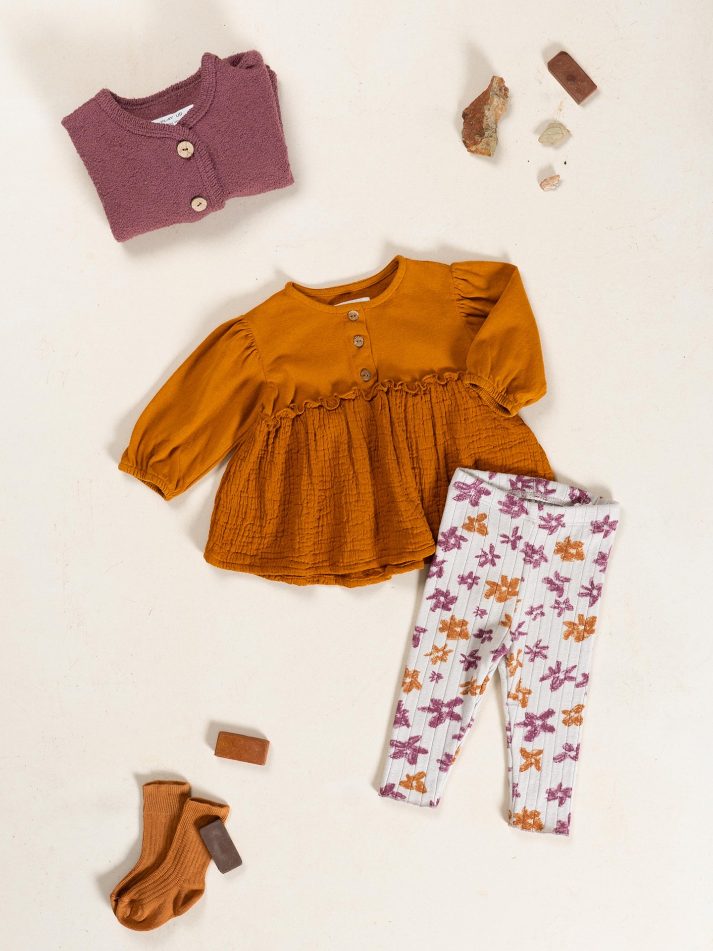 Leggings de malha com mistura de fibras naturais e fibras recicladas