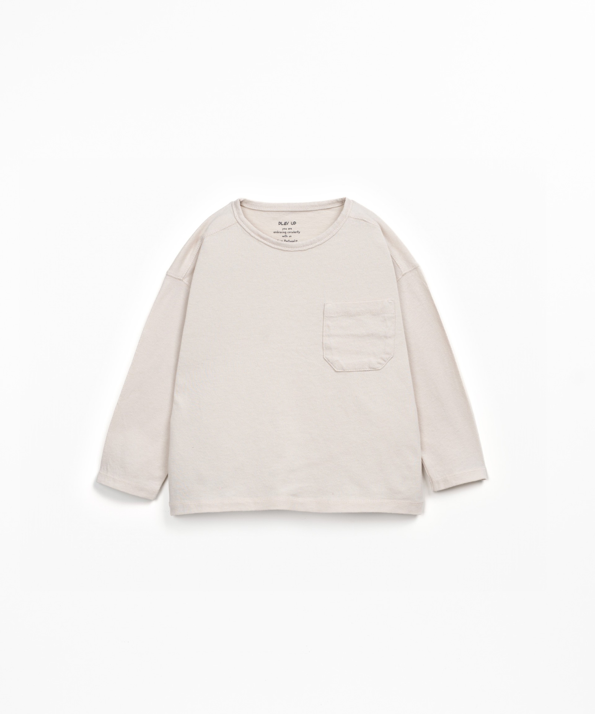 T-shirt with chest pocket