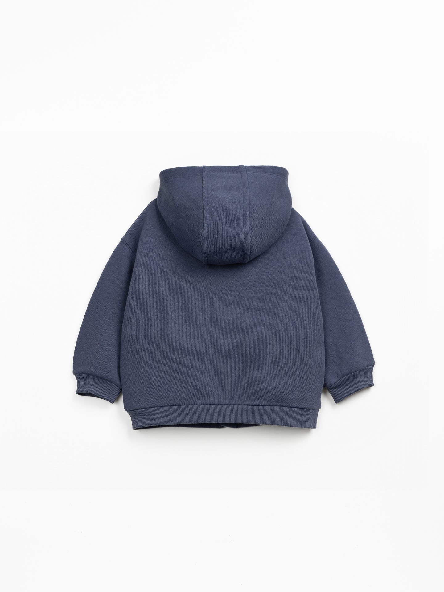 Fleece jacket with hood and zip fastening