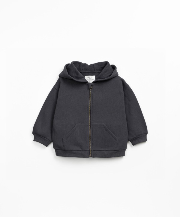 Fleece jacket with hood and zipper