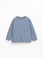 T-shirt with chest pockets