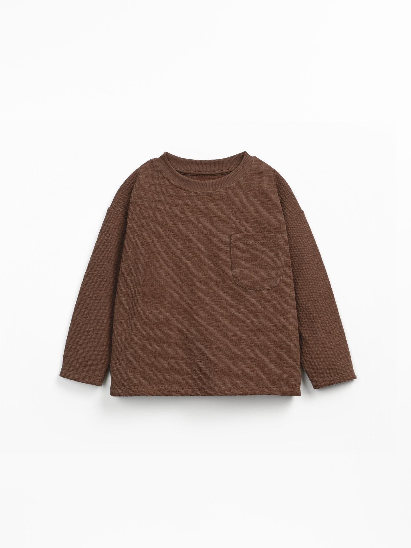 T-shirt con tasche sul petto