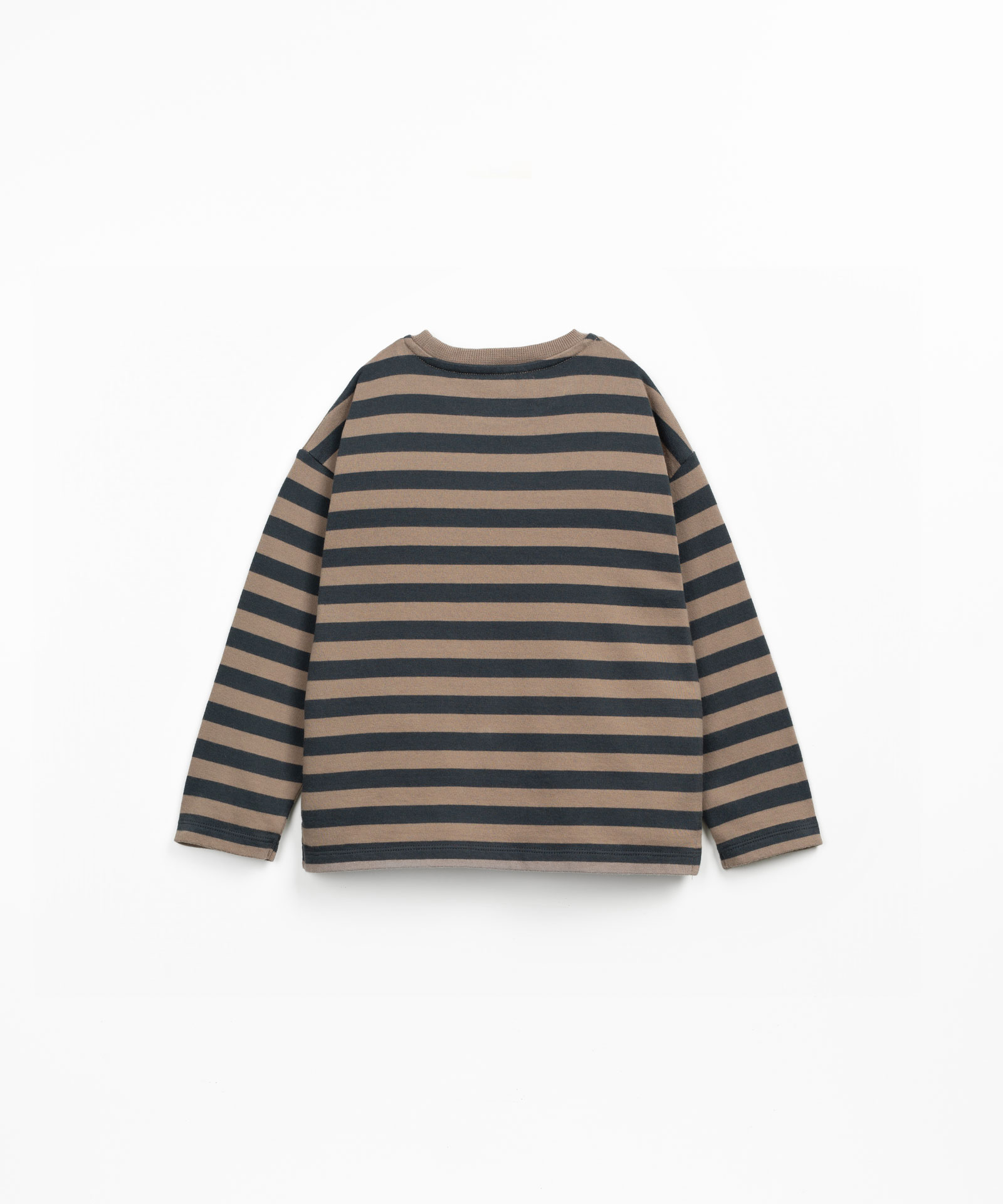 Long-sleeved striped T-shirt