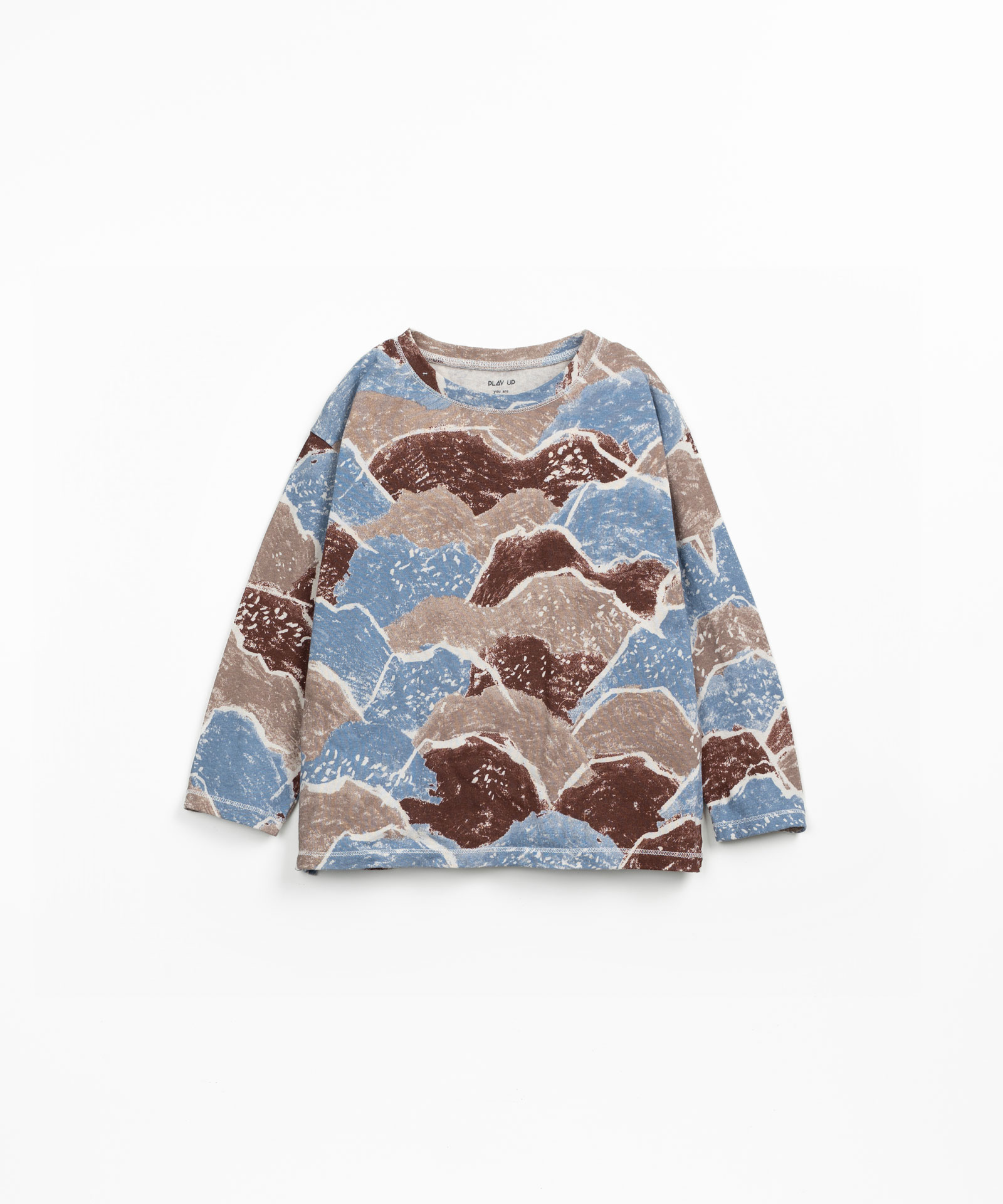 T-shirt em mistura de algodão orgânico e algodão reciclado com estampado de montanhas