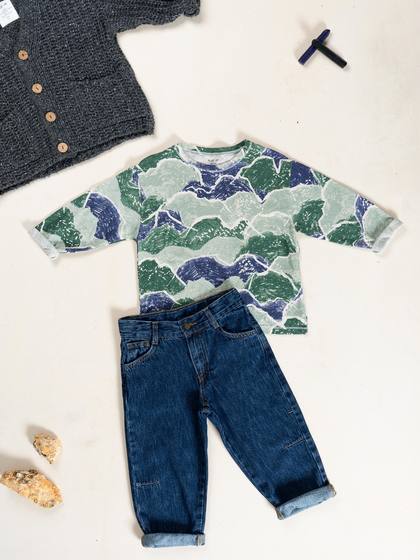 T-shirt en mélange de coton biologique et coton recyclé avec imprimé montagnes