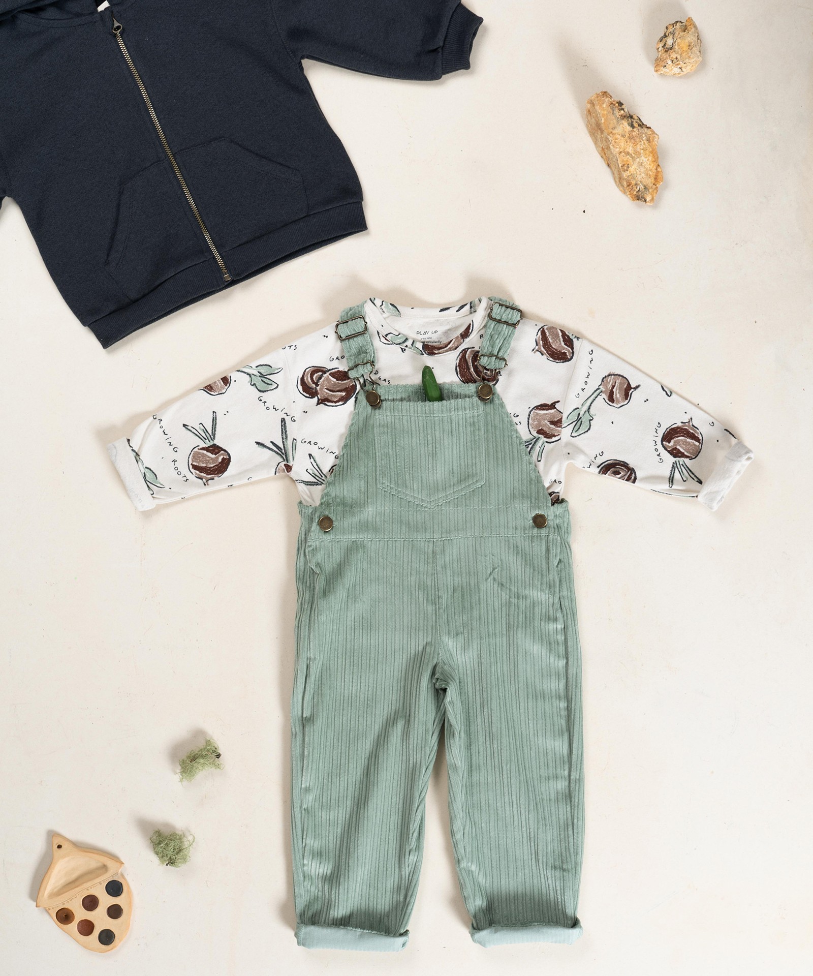 T-shirt in maglia con stampa di barbabietole