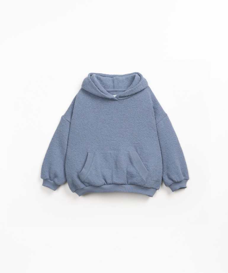 Sweater with Re(play) yarn