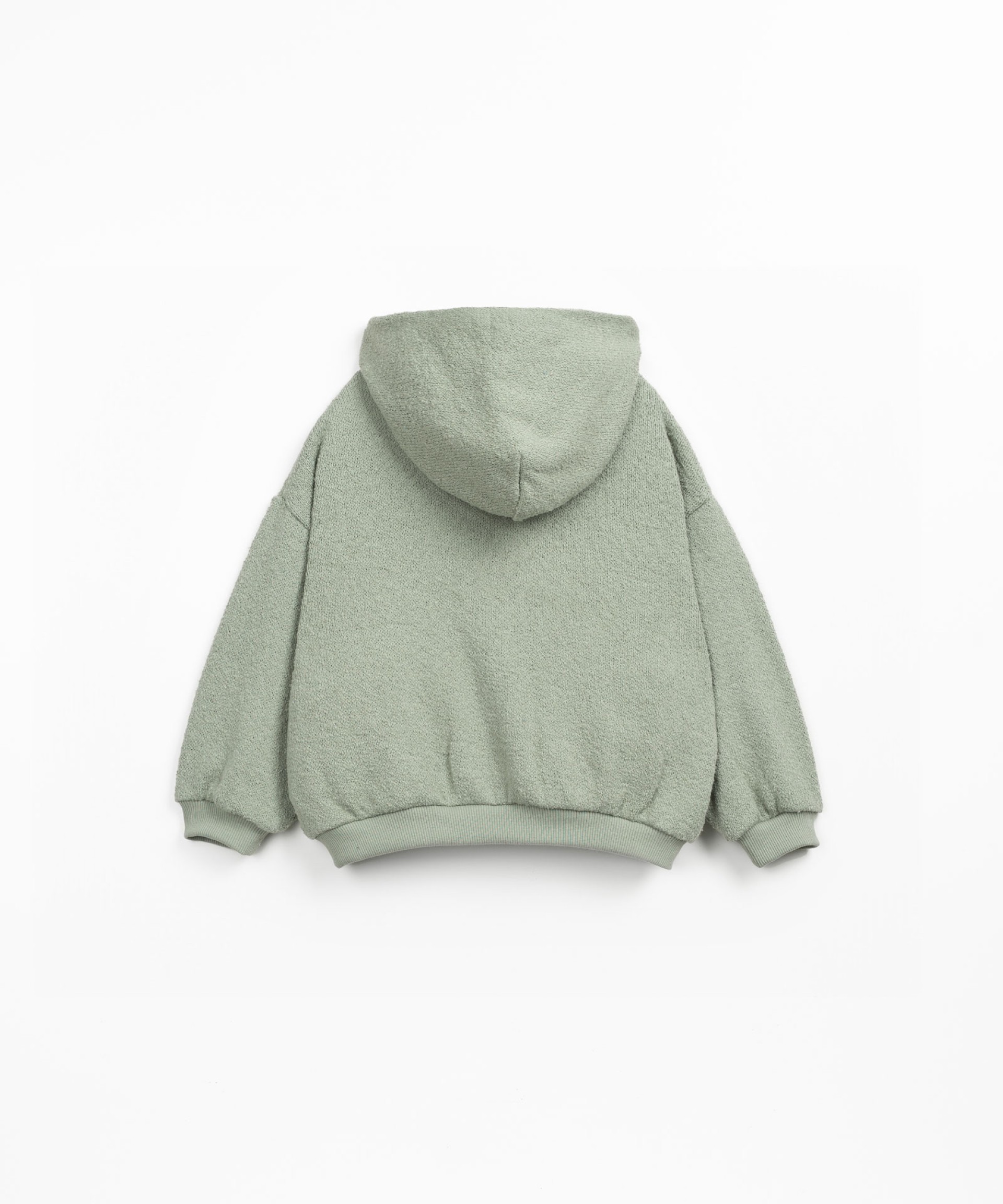Sweatshirt with a blend of natural fibers and recycled fibers