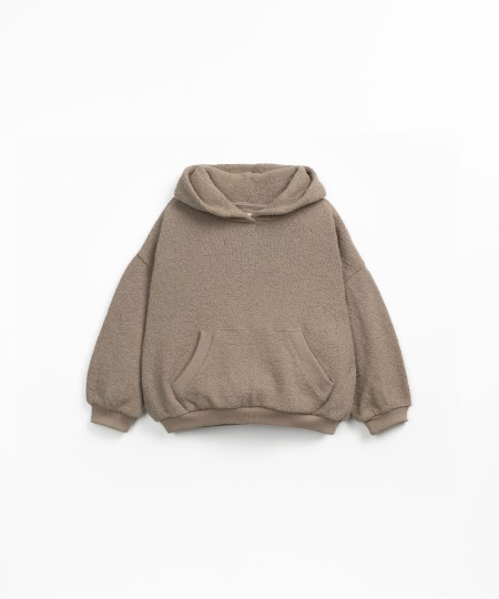 Sweater with Re(play) yarn