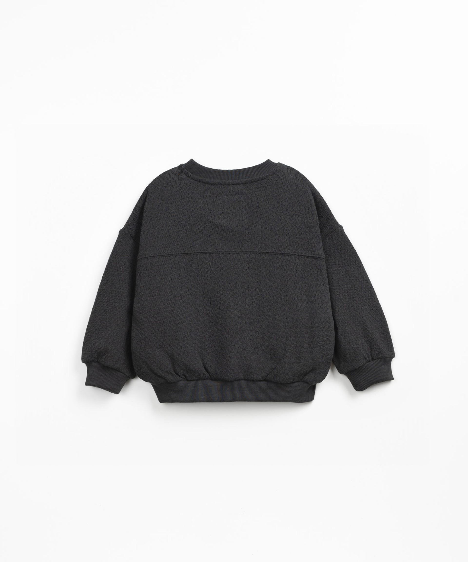 Sweatshirt in knitted fabric made of regenerative and recycled cotton with ribbed cuffs