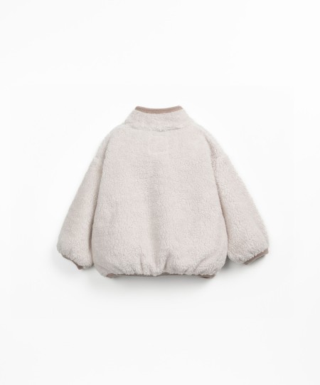 Sudadera peluda con abertura frontal
