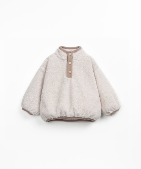 Fur sweatshirt with front opening