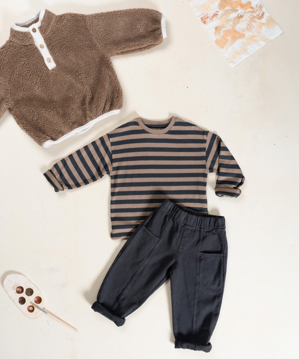 Pile sweatshirt with front opening