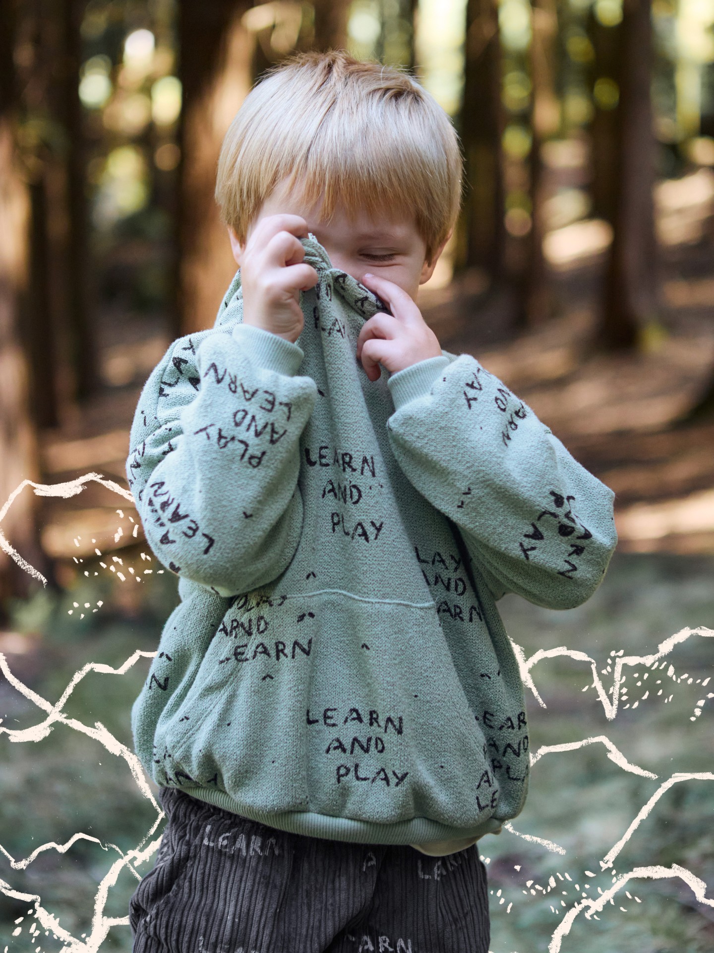 Felpa con cappuccio e interno garzato