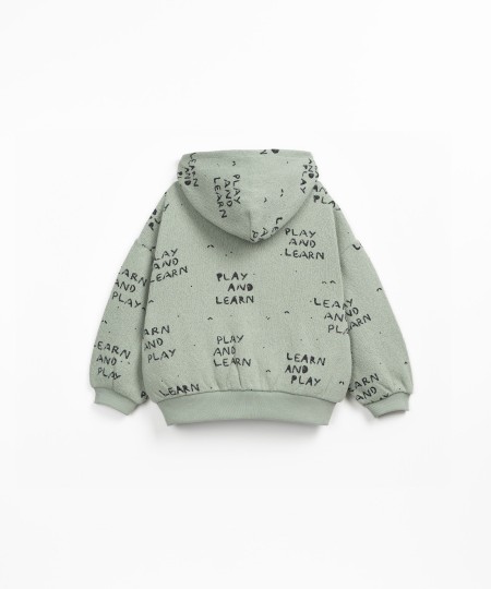 Sweatshirt with hood and brushed interior