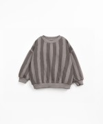 Knitted sweater with stripe print