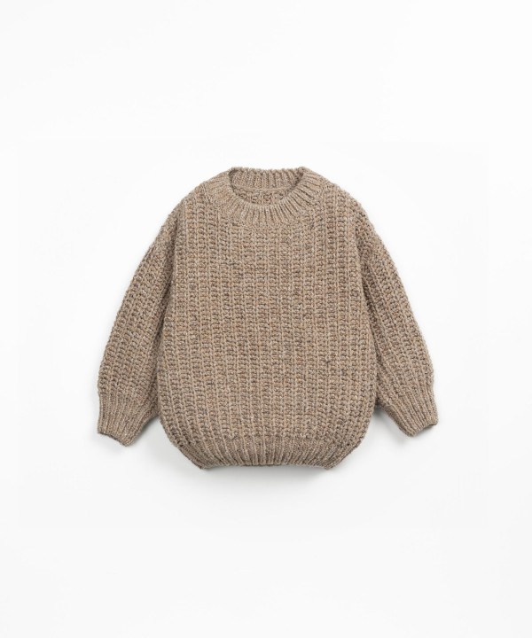 Knitted sweater in recycled wool, wool and viscose blend