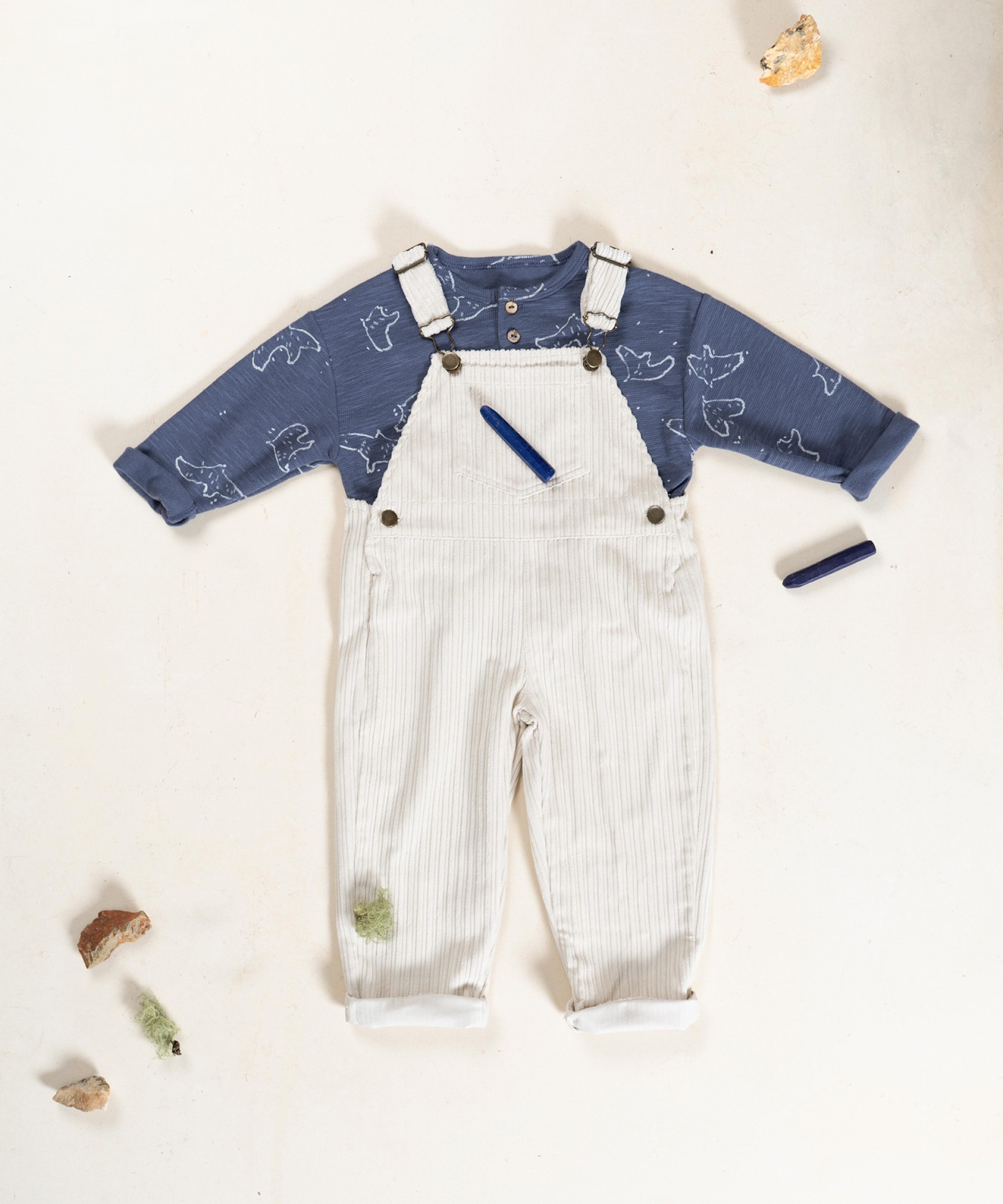 Corduroy jumpsuit with recycled fibers