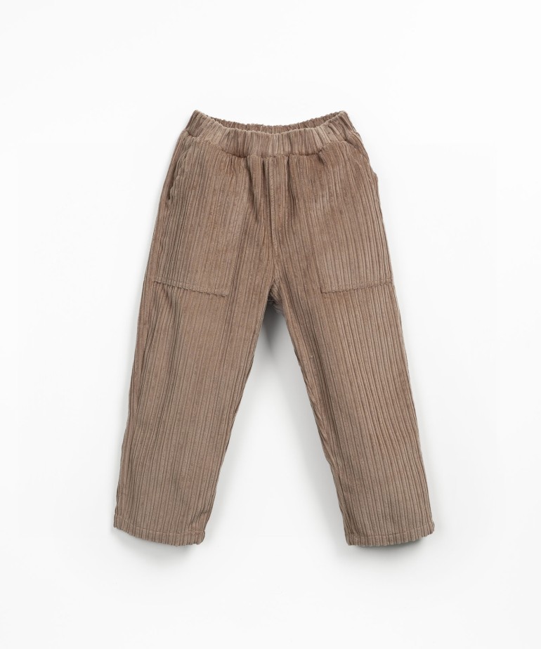 Pantaln de pana con bolsillos