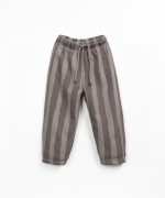 Pantaln con estampado de rayas