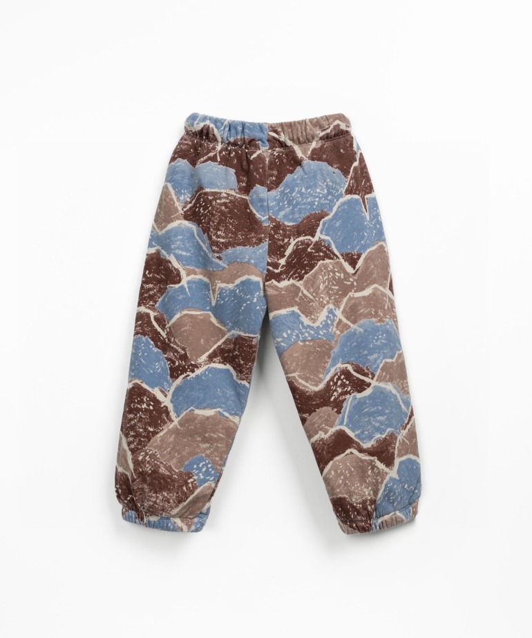 Trousers in natural fiber blend with print