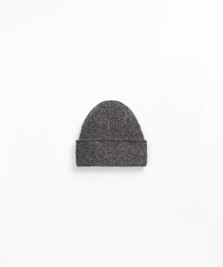 Knitted beanie