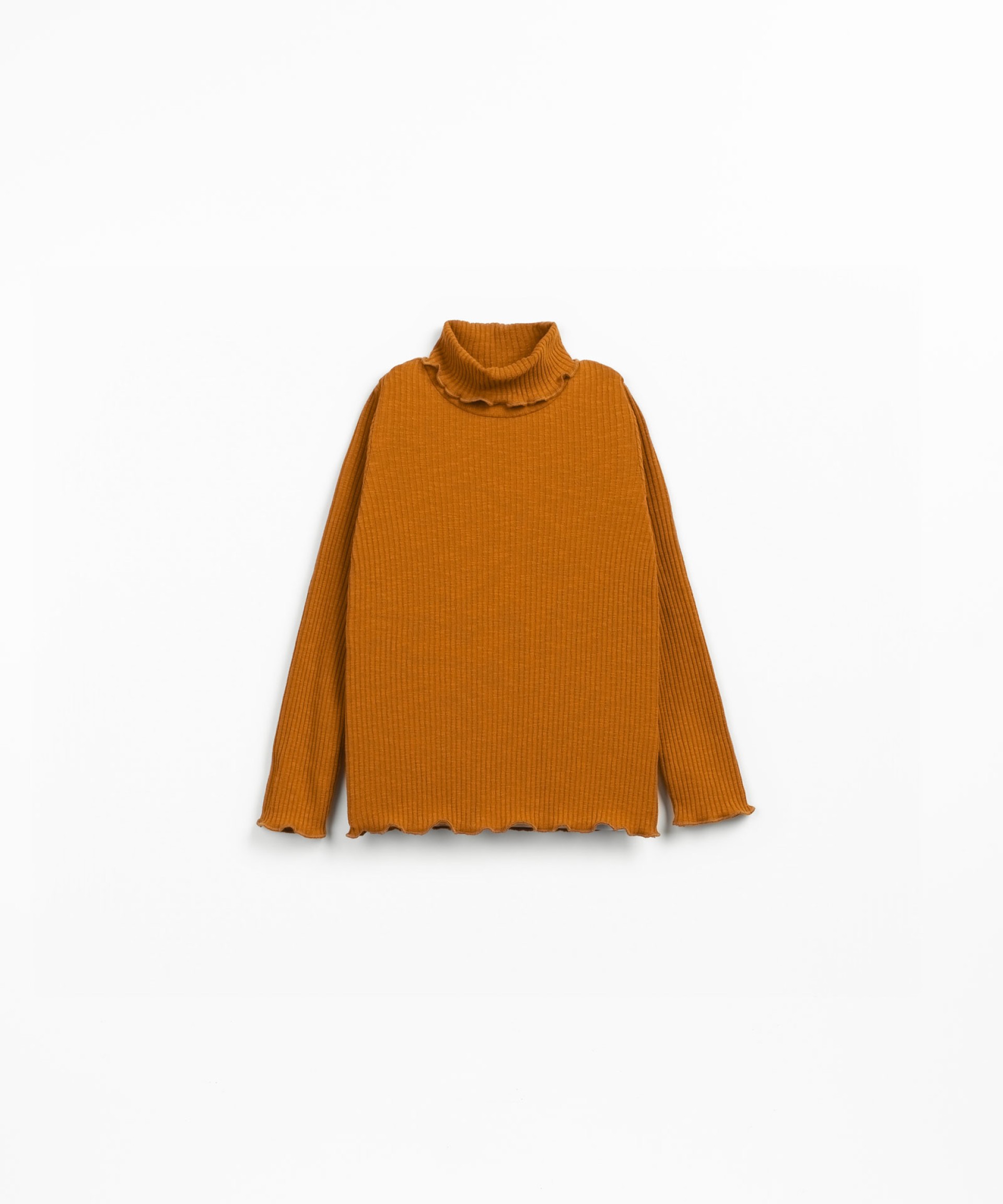 Camiseta de punto con cuello alto