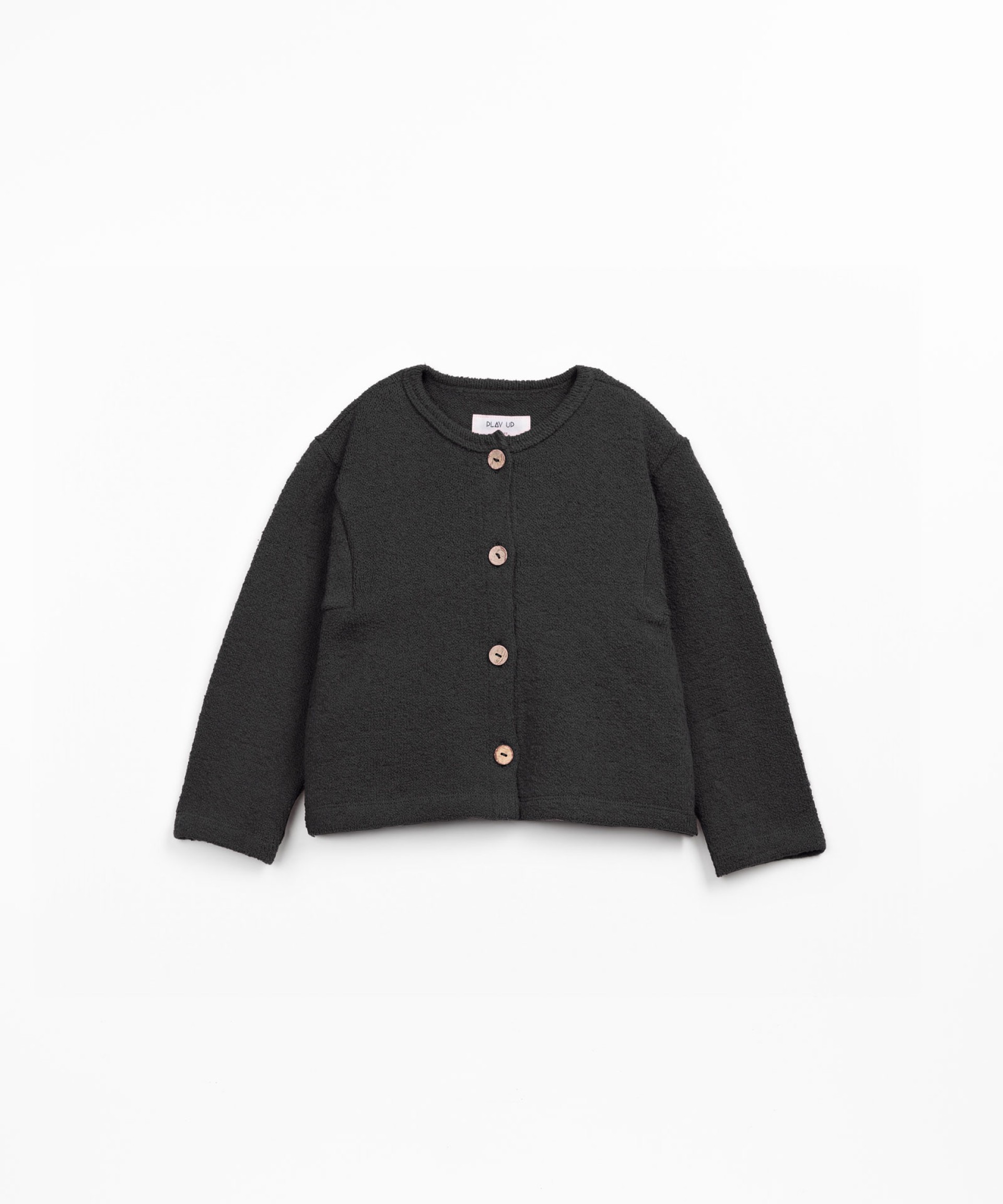 Chaqueta de punto en algodn orgnico y regenerativo con botones de coco