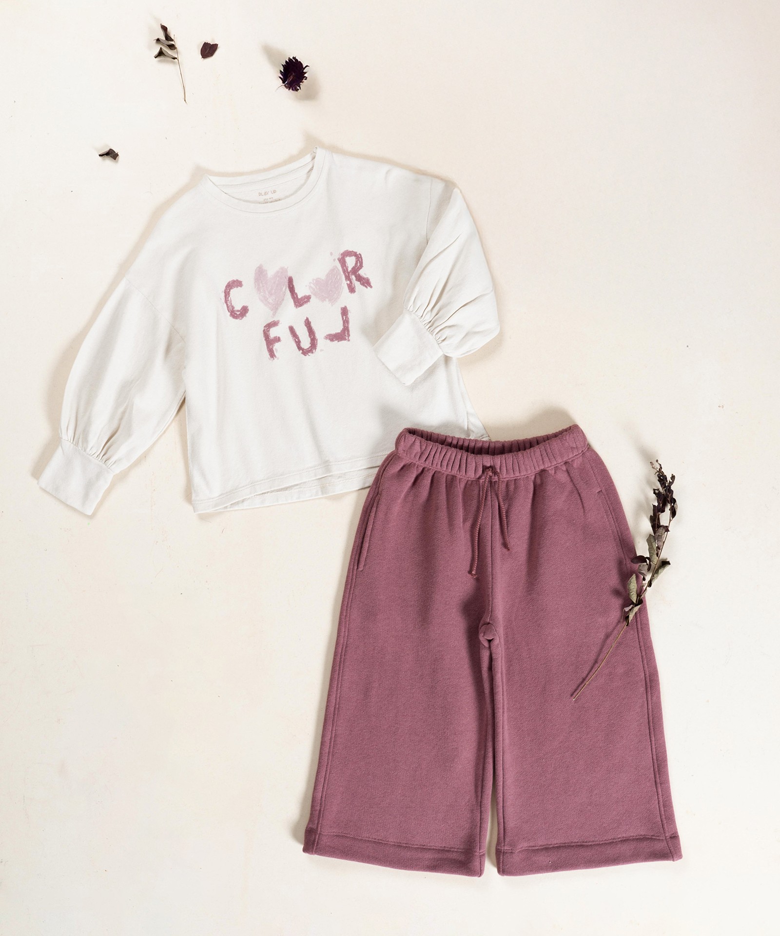 Fleece trousers with decorative drawstring