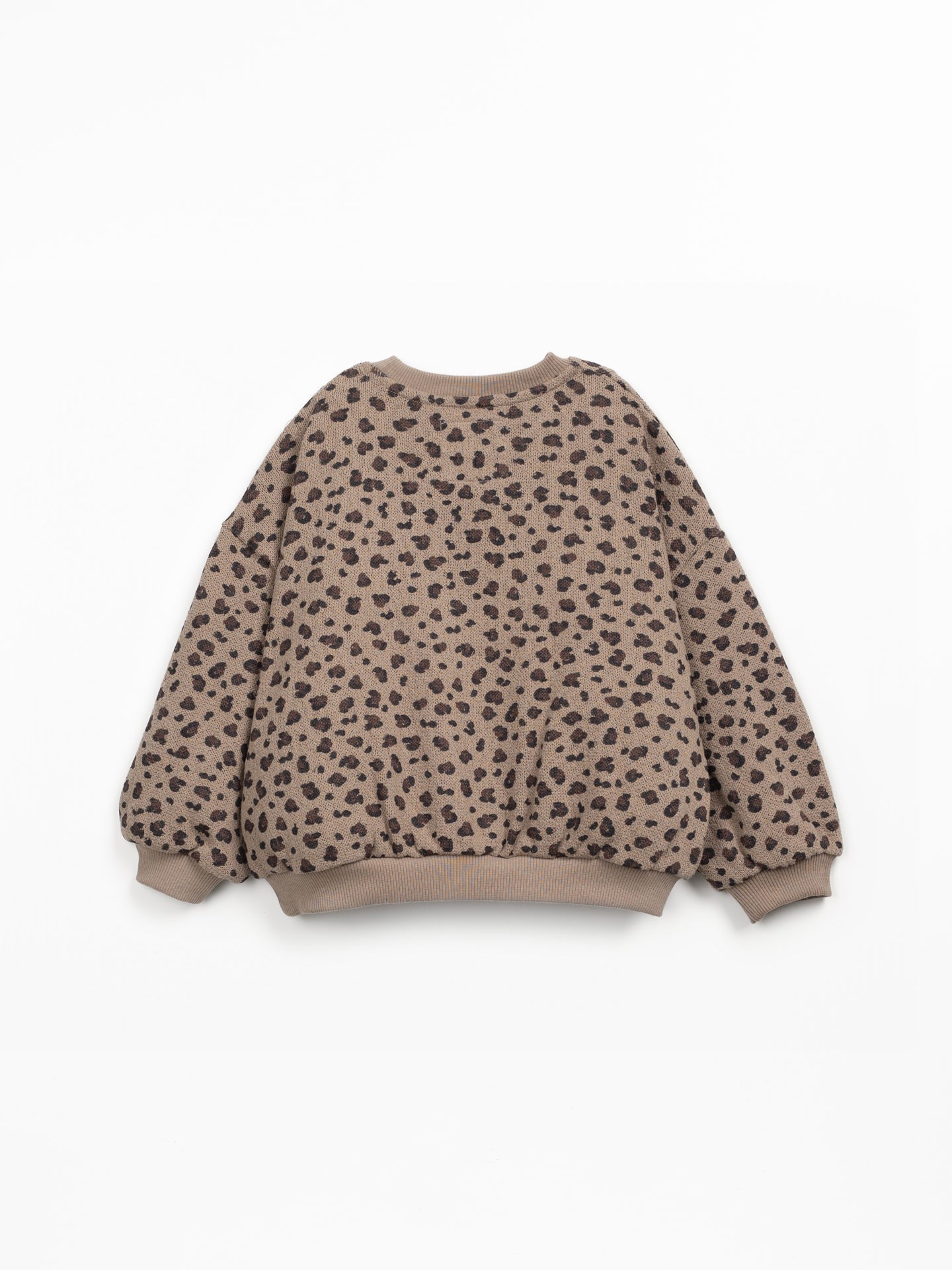 Knit sweater with print