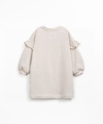 Dress with ruffle on the sleeve