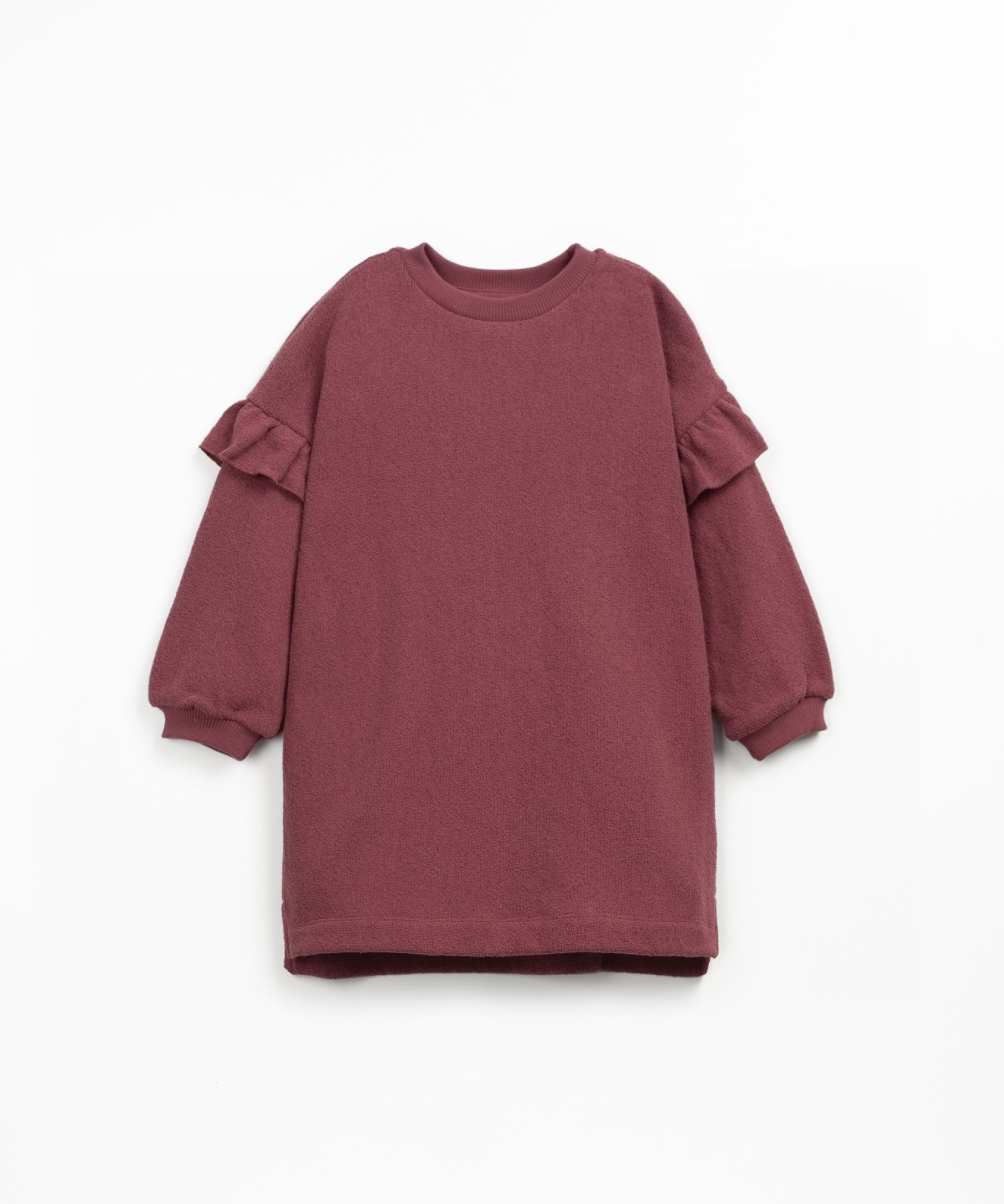 Dress with ruffle on the sleeve