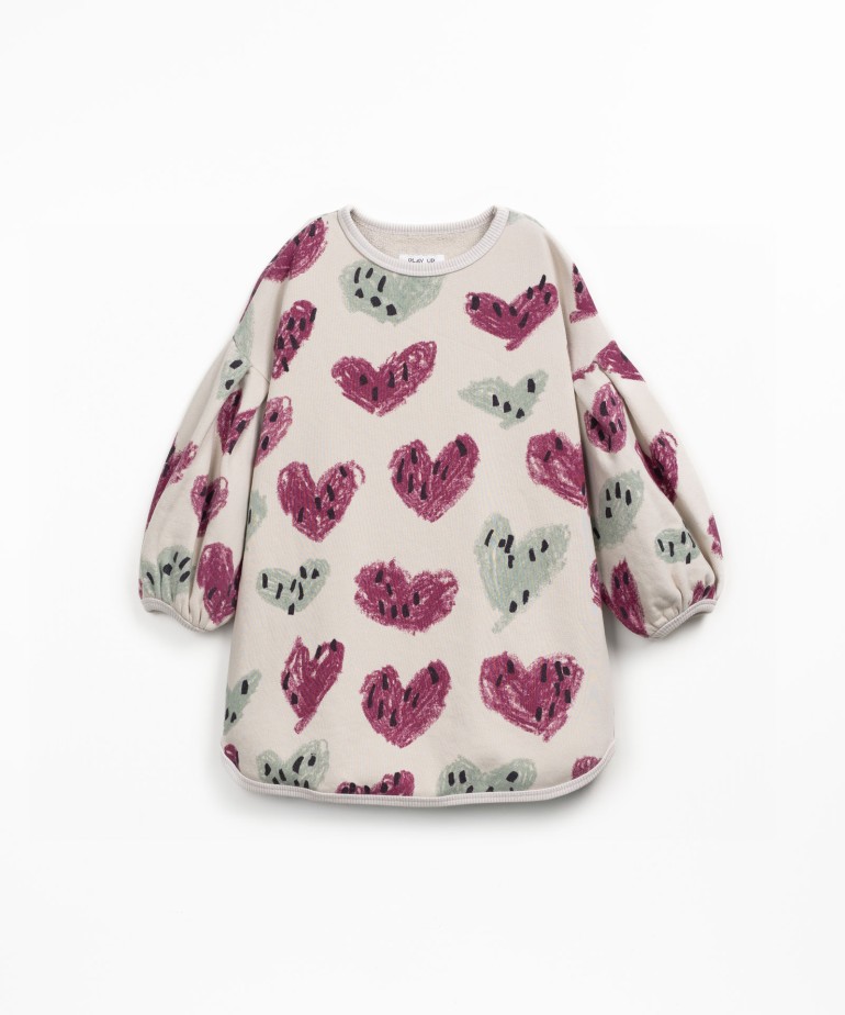 Oversized dress with heart print