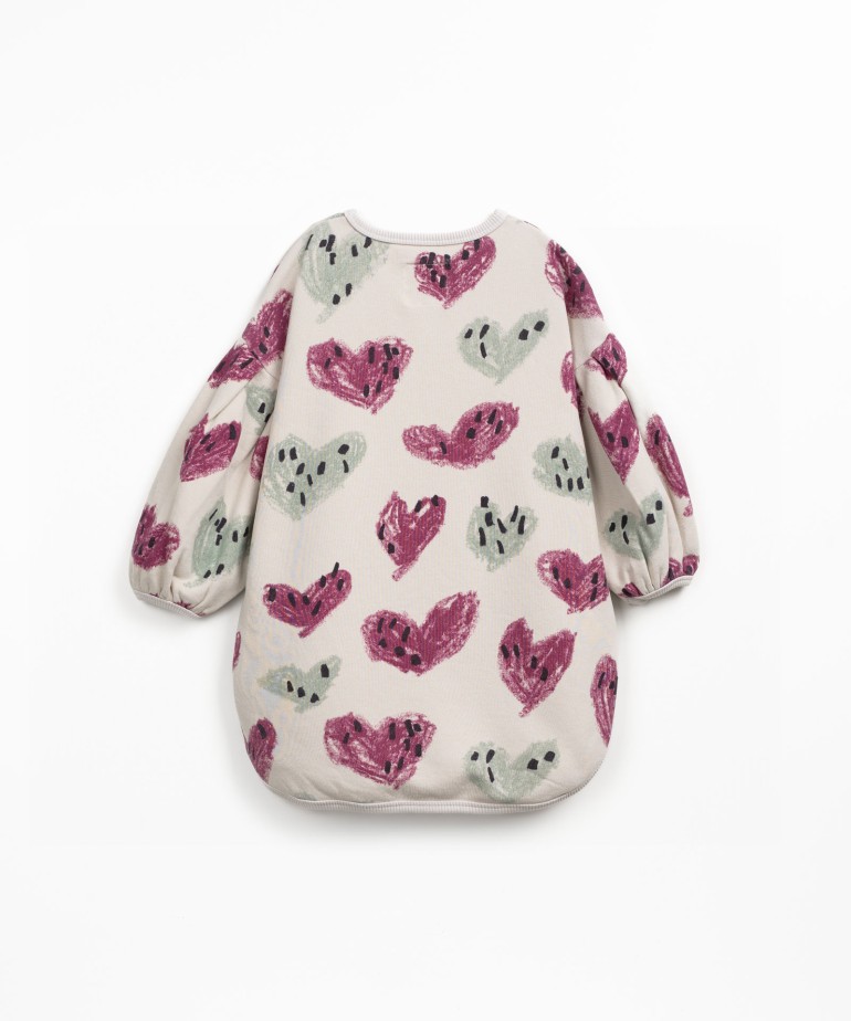 Oversized dress with heart print