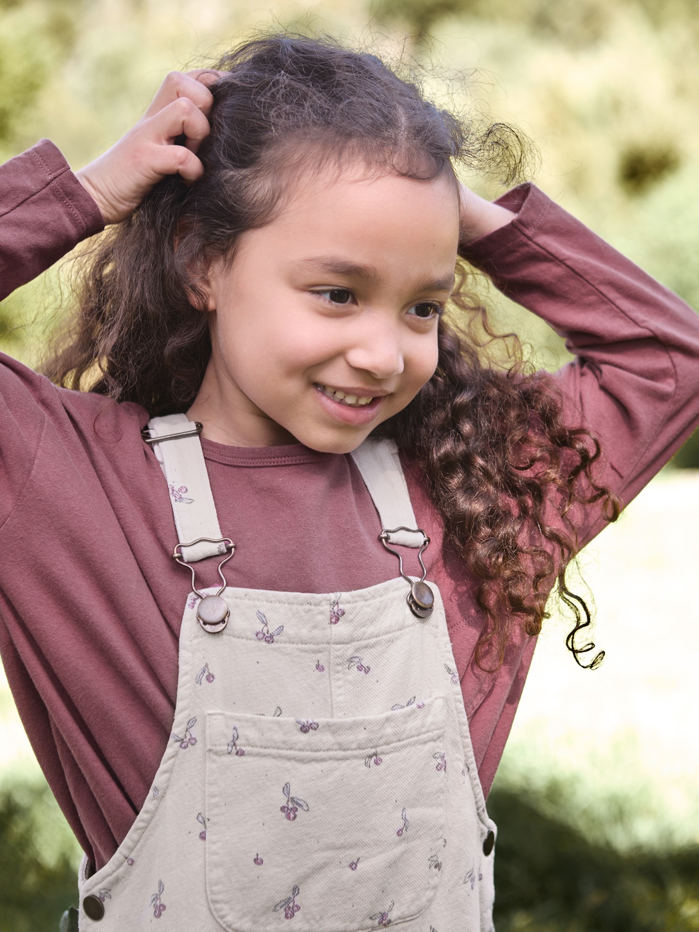 Cotton twill dungarees with strawberry tree print