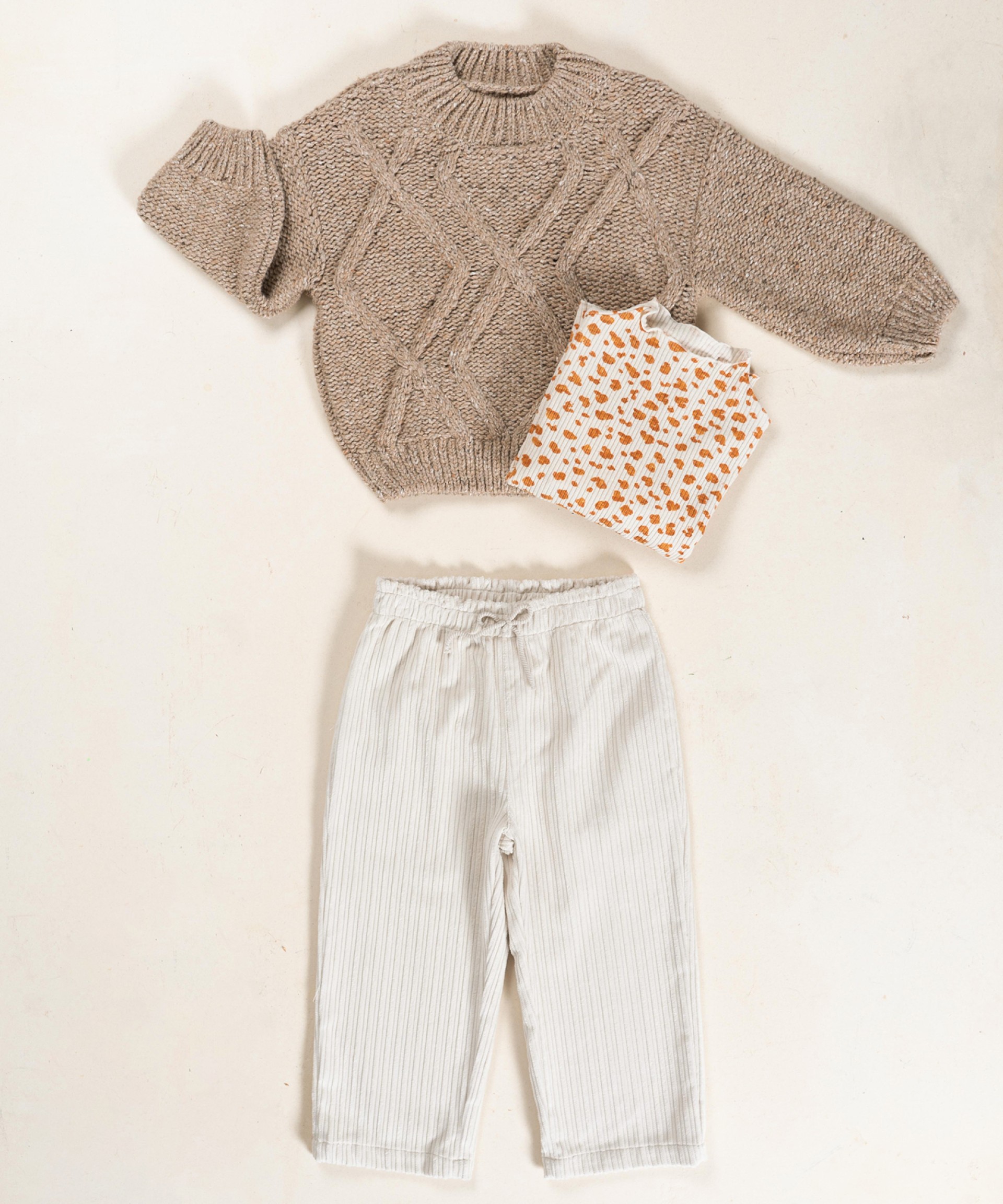 Pantalones de pana en mezcla de algodn y algodn reciclado