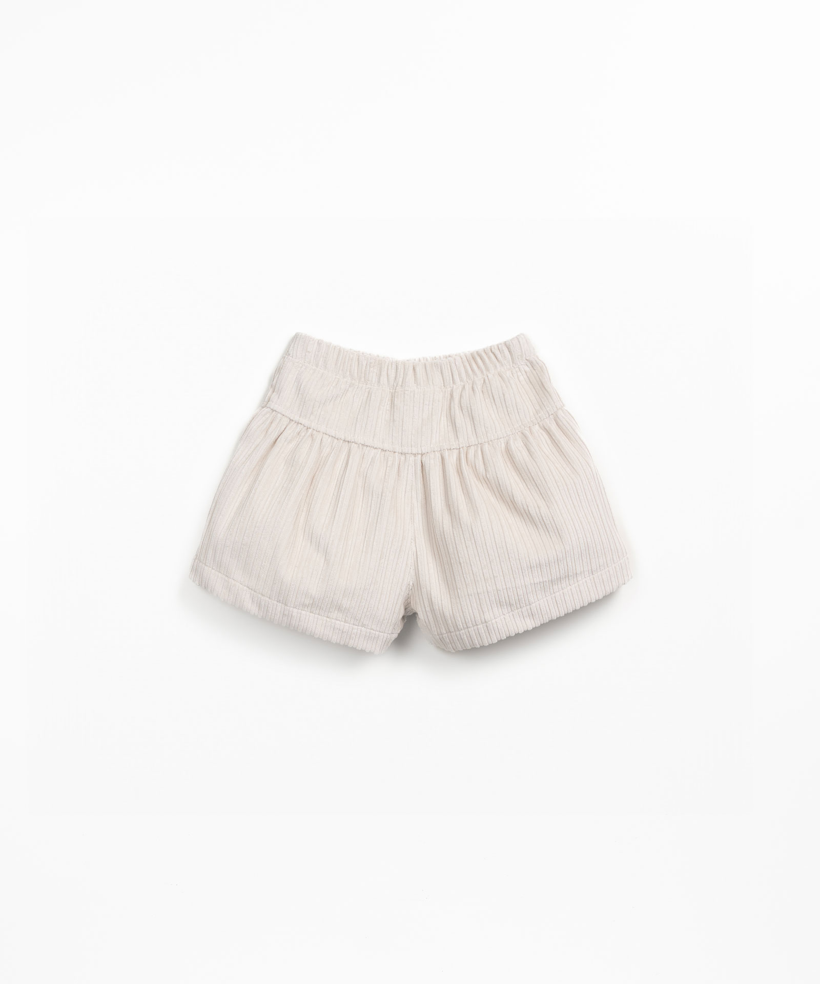 Corduroy shorts with a blend of recycled cotton and cotton