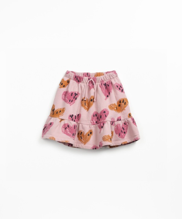 Skirt with heart print