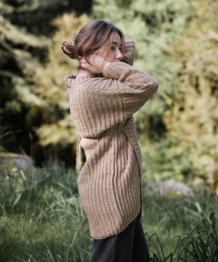 Tricot jacket with natural and recycled fiber blend