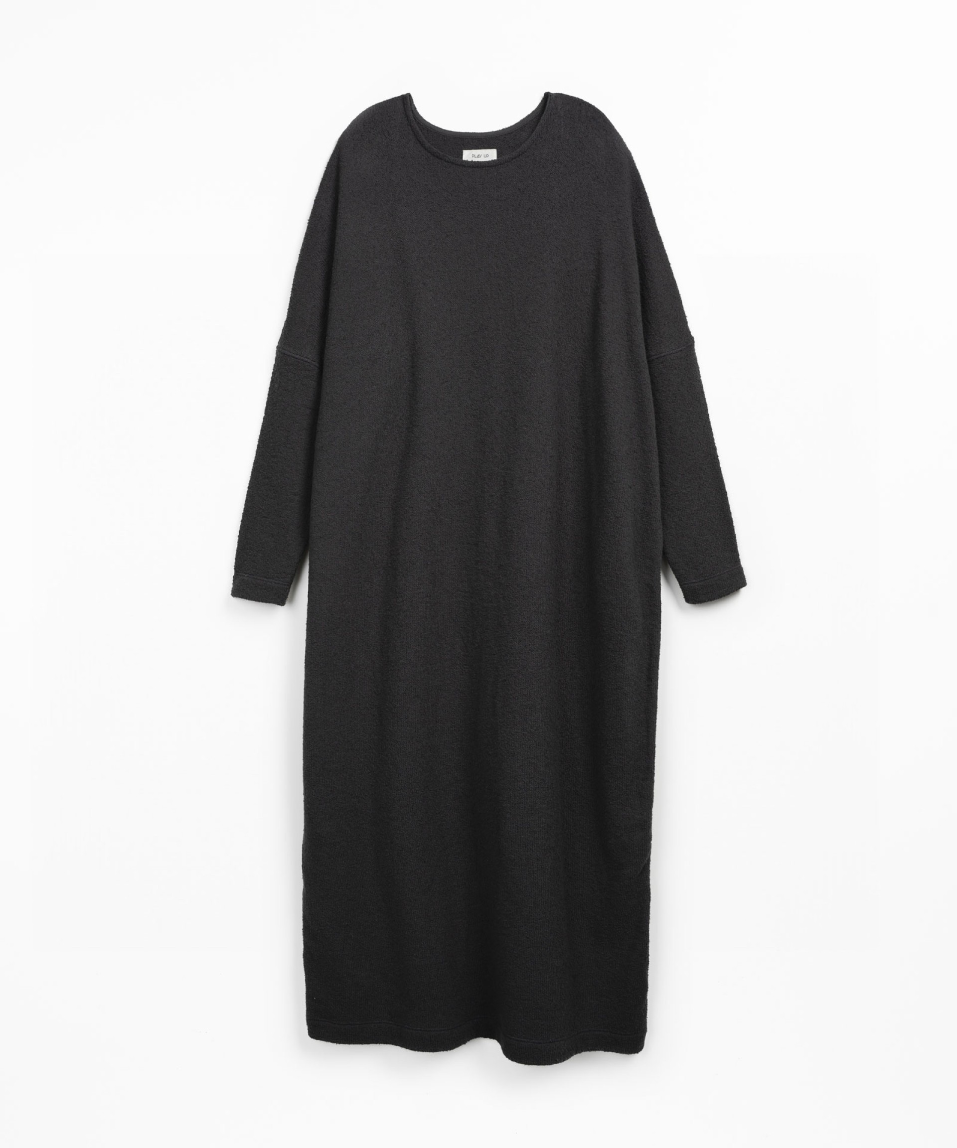 Long knit dress in organic and regenerative cotton with long sleeves