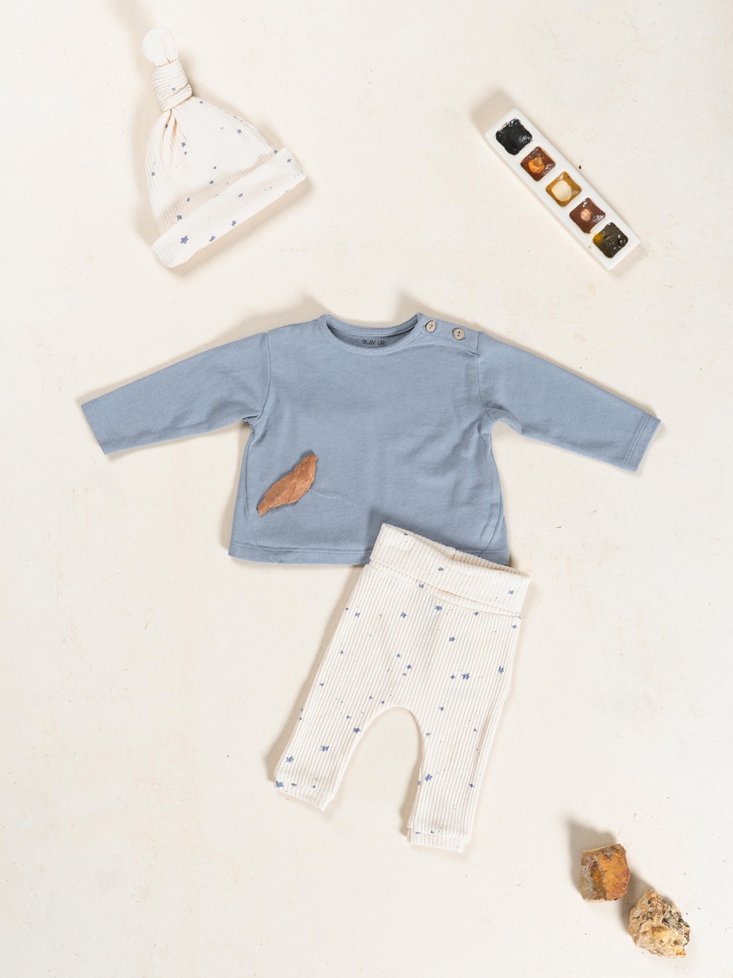 T-shirt de malha com mistura de algodão orgânico e algodão reciclado