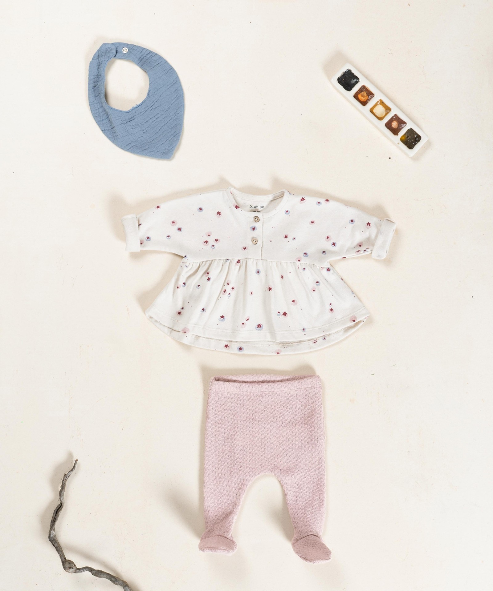 Jersey t-shirt with blueberry print