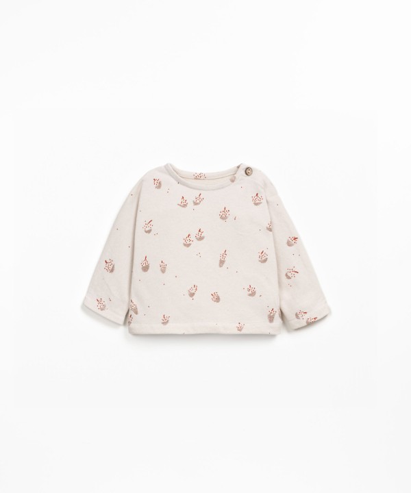 T-shirt de malha com mistura de fibras naturais e fibras reciclada
