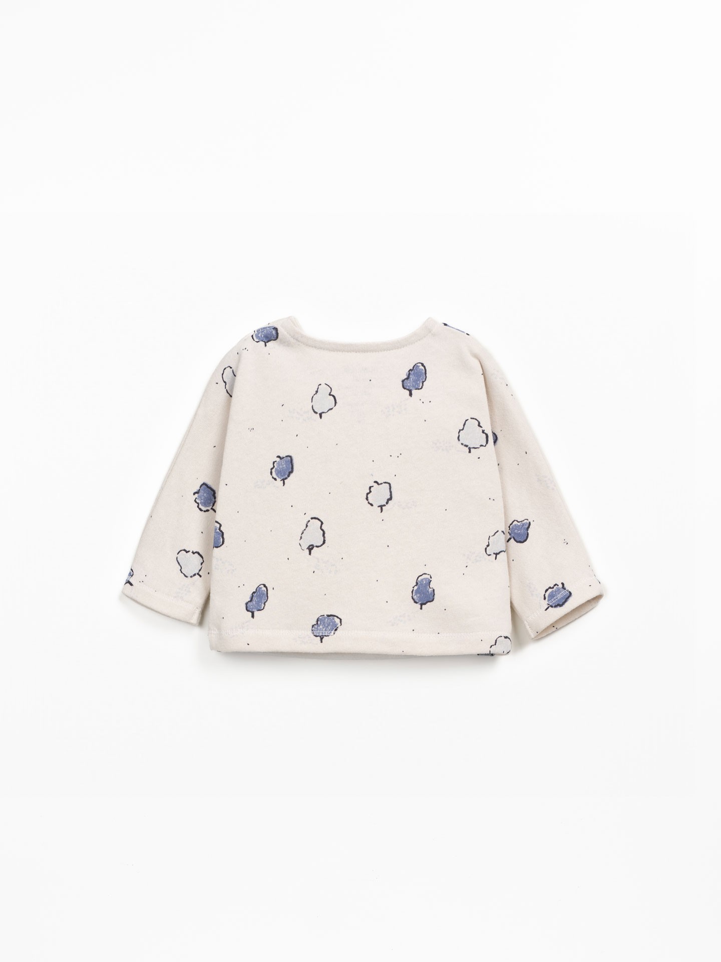 T-shirt de malha com mistura de fibras naturais e fibras reciclada