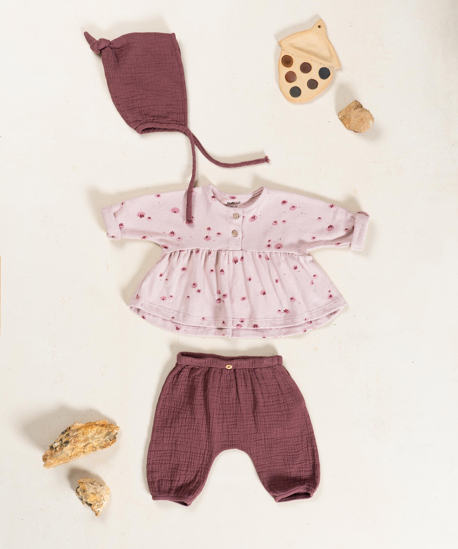 Jersey t-shirt with blueberry print