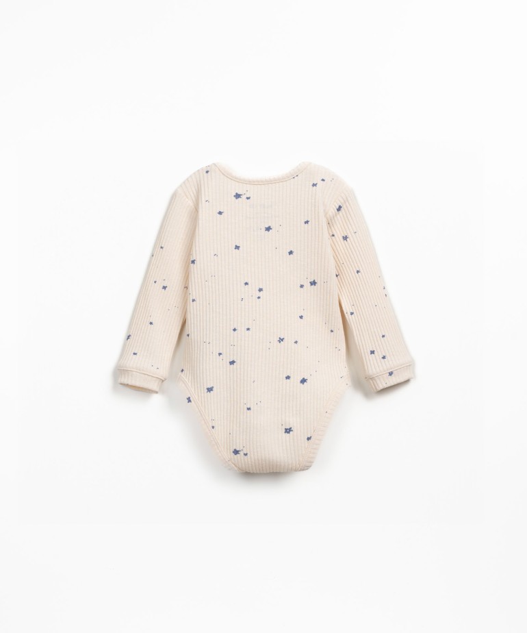 Body con escote cruzado