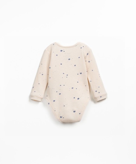 Body con escote cruzado