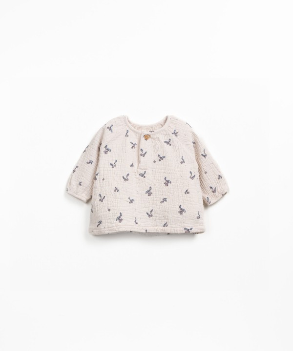Blusa com estampado em tecido de algod�o org�nico