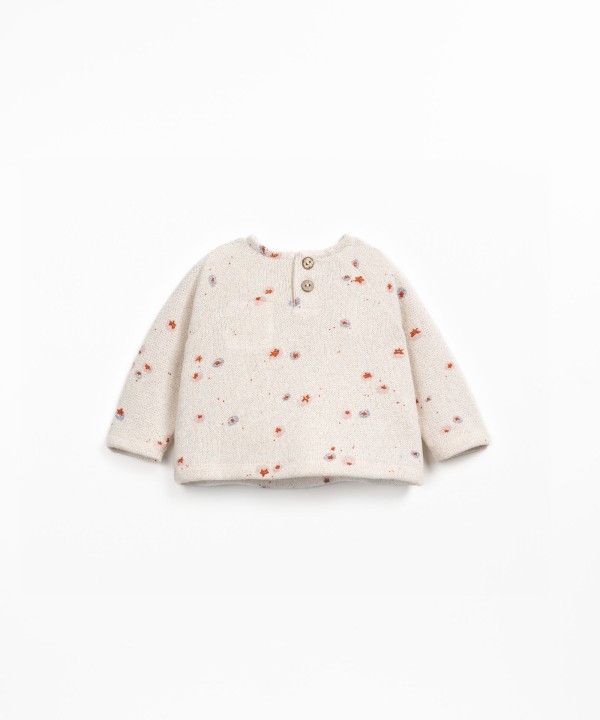 Camisola de malha com mistura de fibras naturais e fibras recicladas
